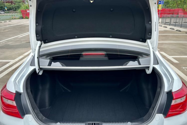 Used Geely Auto Vision 2020 Revised Version 1.5L CVT Asian Games Edition Interior 4