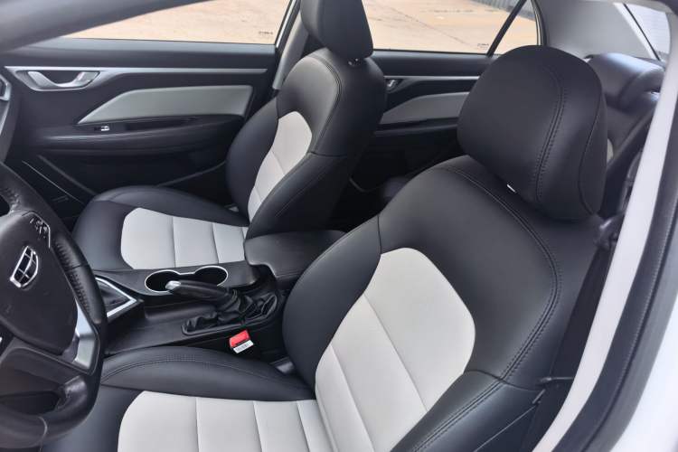 Used Geely Auto Vision 2020 1.5L CVT Asian Games Edition Interior 4