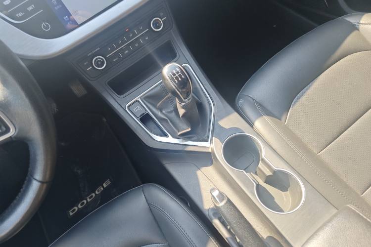 Used Geely Auto Vision 2020 Revised 1.5L Manual Asian Games Edition Interior 5
