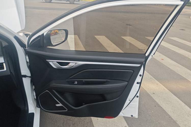 Used Geely Auto Vision 2020 1.5L Manual Asian Games Edition Interior 5