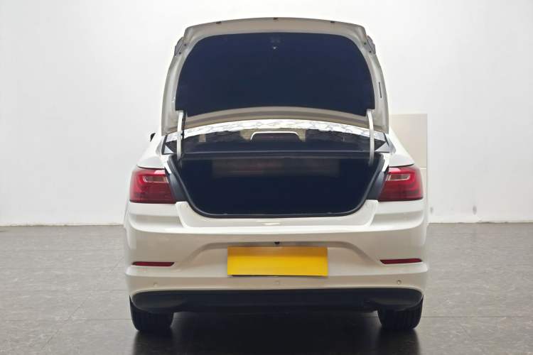 Used Geely Auto Vision 2020 Revised Version 1.5L CVT Asian Games Edition Interior 6