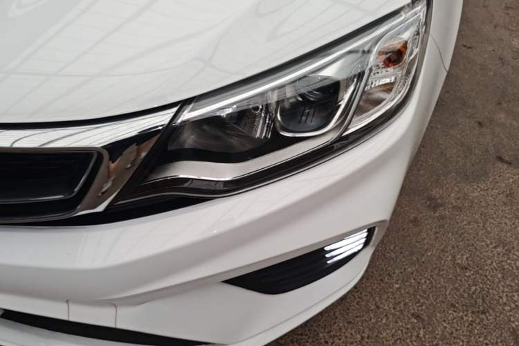 Used Geely Auto Vision 2020 Revised Version 1.5L CVT Asian Games Edition Left Front Headlight