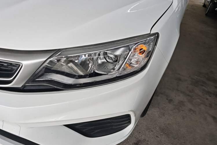 Used Geely Auto Vision 2020 1.5L CVT Value Edition Left Front Headlight