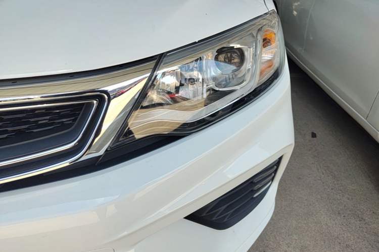 Used Geely Auto Vision 2020 Revised Version 1.5L CVT Asian Games Edition Left Front Headlight
