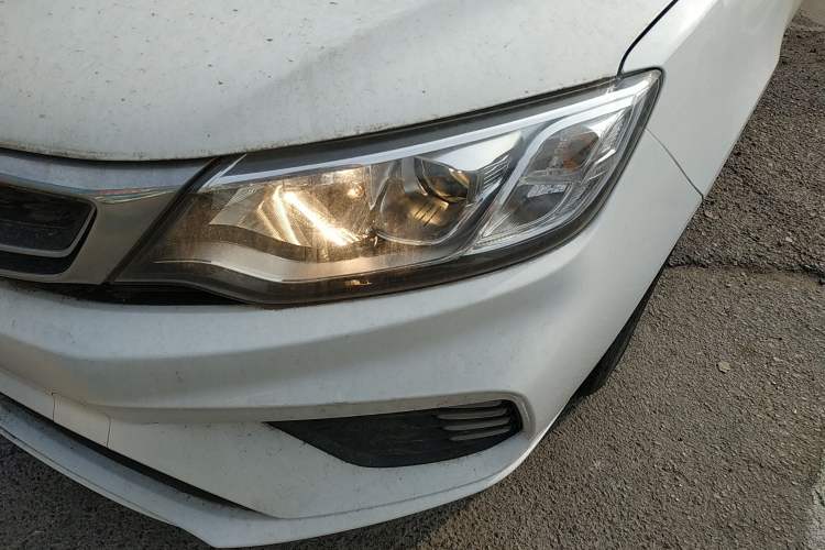 Used Geely Auto Vision 2020 Revised Version 1.5L CVT Asian Games Edition Left Front Headlight