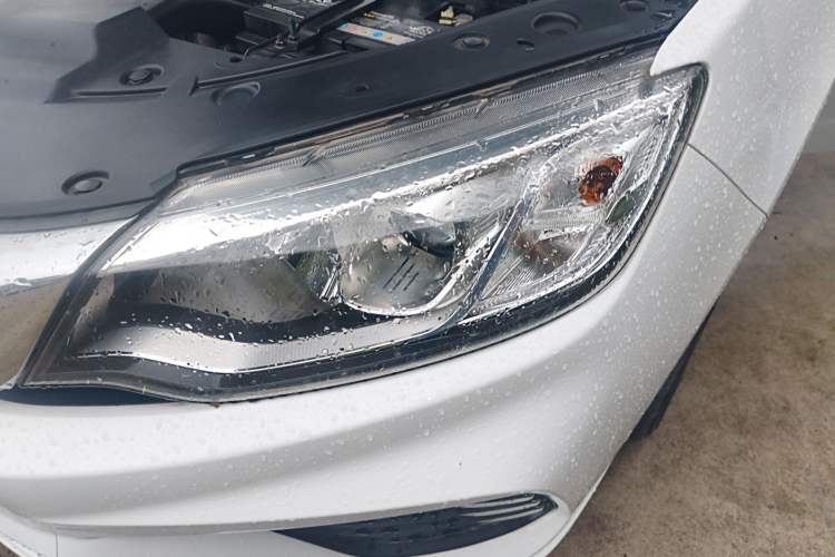 Used Geely Auto Vision 2020 Revised Version 1.5L CVT Asian Games Edition Left Front Headlight