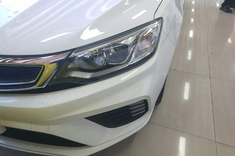 Used Geely Auto Vision 2020 Revised Version 1.5L CVT Asian Games Edition Left Front Headlight