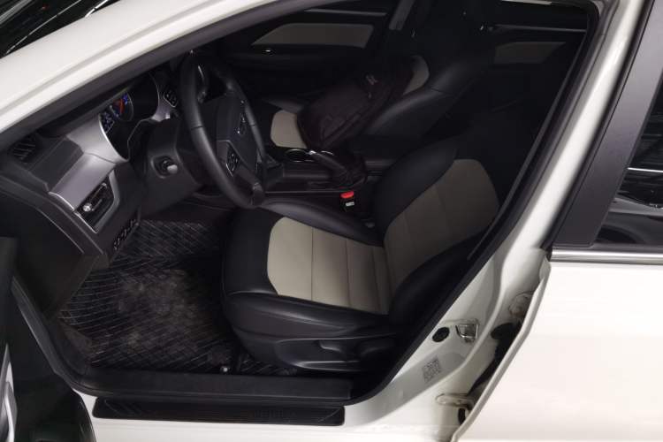 Used Geely Auto Vision 2020 Revised Version 1.5L CVT Asian Games Edition Left Front Seat