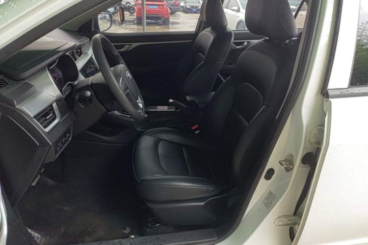 Used Geely Auto Vision 2020 1.5L CVT Value Edition Left Front Seat