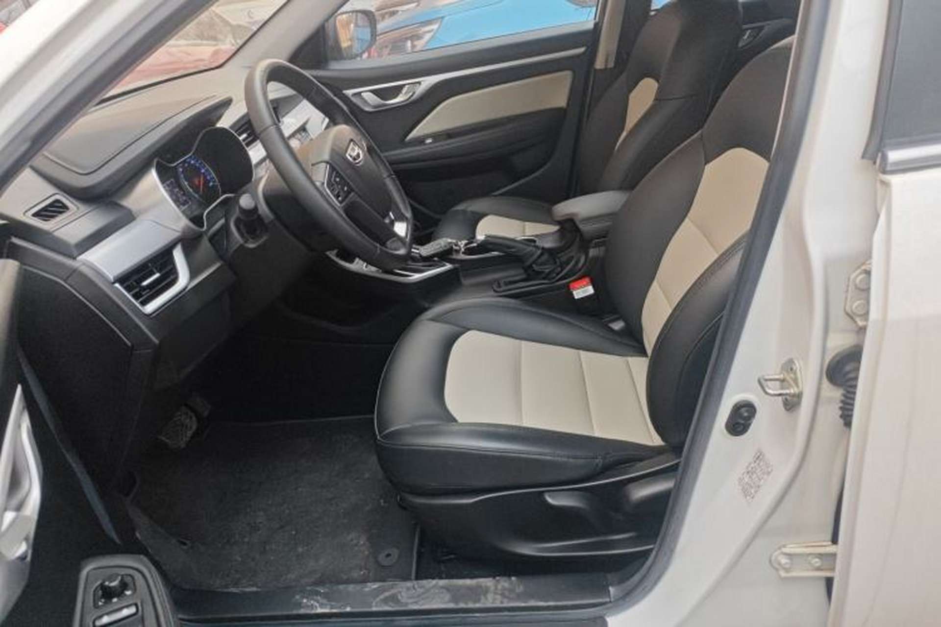 Used Geely Auto Vision 2020 Revised Version 1.5L CVT Asian Games Edition Left Front Seat