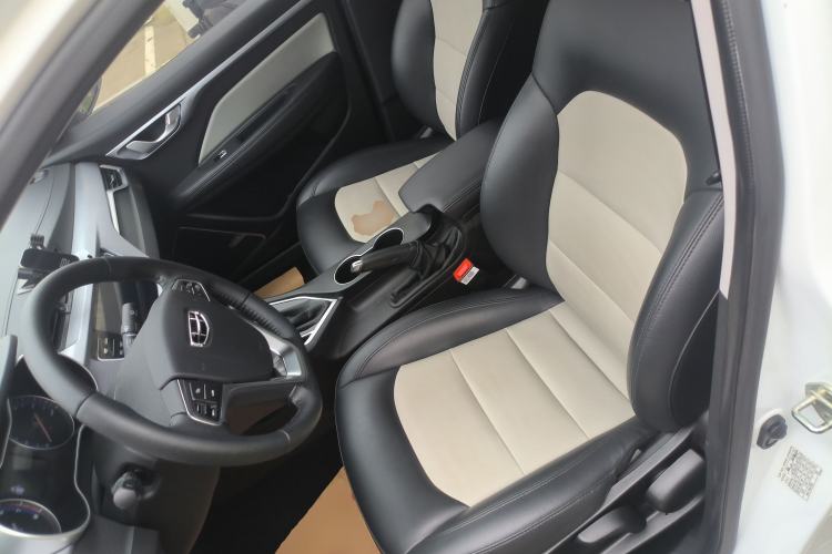 Used Geely Auto Vision 2020 Revised Version 1.5L CVT Asian Games Edition Left Front Seat