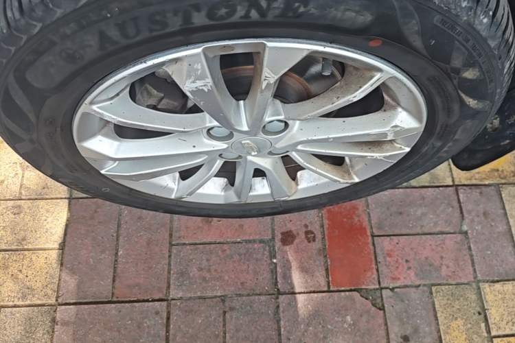 Used Geely Auto Vision 2020 1.5L CVT Value Edition Left Front Wheel Hub