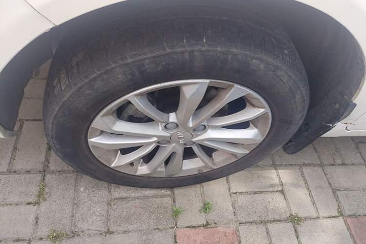Used Geely Auto Vision 2020 Revised 1.5L Manual Asian Games Edition Left Front Wheel Hub
