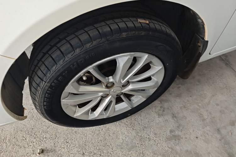 Used Geely Auto Vision 2020 1.5L CVT Value Edition Left Front Wheel Hub