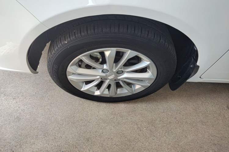 Used Geely Auto Vision 2020 Revised Version 1.5L CVT Asian Games Edition Left Front Wheel Hub