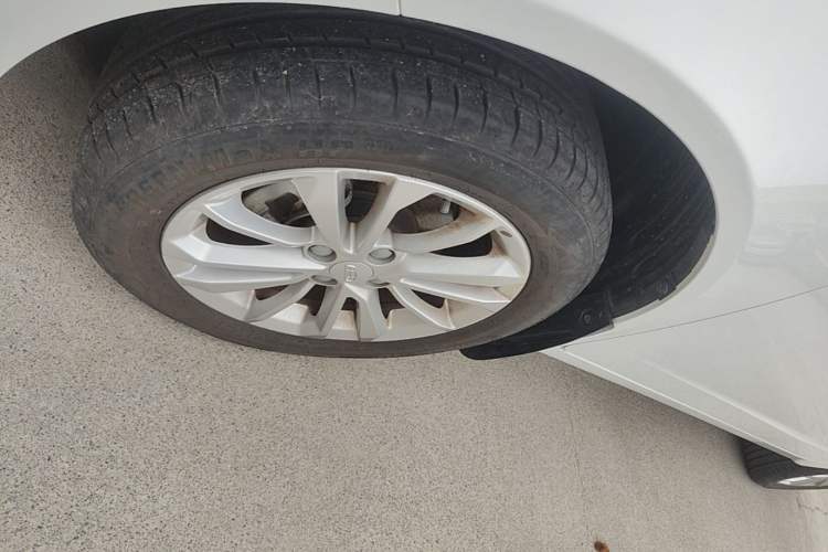 Used Geely Auto Vision 2020 1.5L Manual Asian Games Edition Left Front Wheel Hub