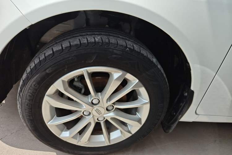 Used Geely Auto Vision 2020 1.5L Manual Asian Games Edition Left Front Wheel Hub
