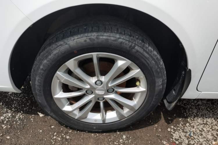 Used Geely Auto Vision 2020 Revised 1.5L Manual Asian Games Edition Left Front Wheel Hub