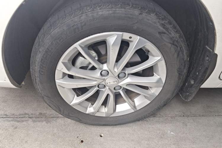 Used Geely Auto Vision 2020 Revised Version 1.5L CVT Asian Games Edition Left Front Wheel Hub