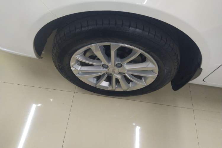 Used Geely Auto Vision 2020 Revised Version 1.5L CVT Asian Games Edition Left Front Wheel Hub