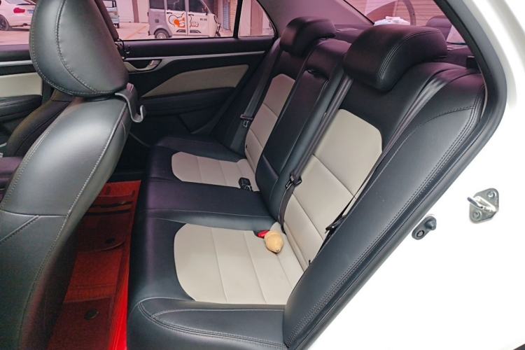 Used Geely Auto Vision 2020 Revised 1.5L CVT Luxury Version Left Rear Seat