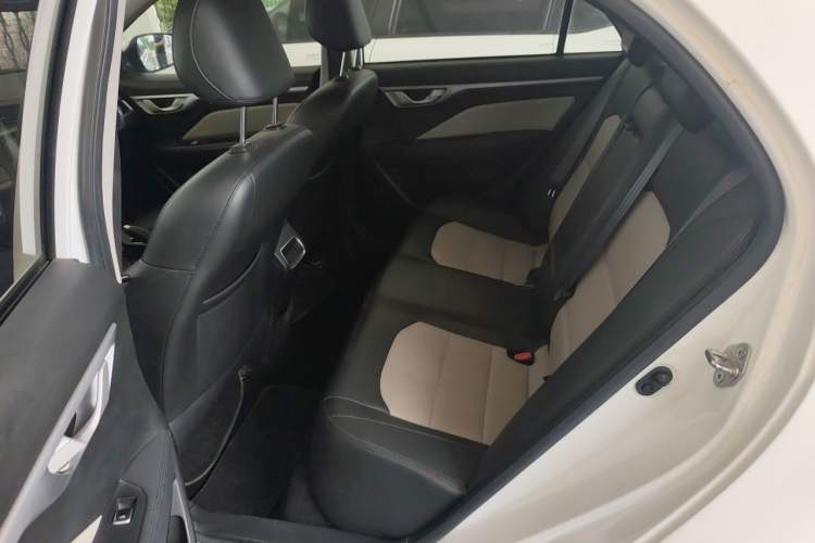 Used Geely Auto Vision 2020 Revised Version 1.5L CVT Asian Games Edition Left Rear Seat