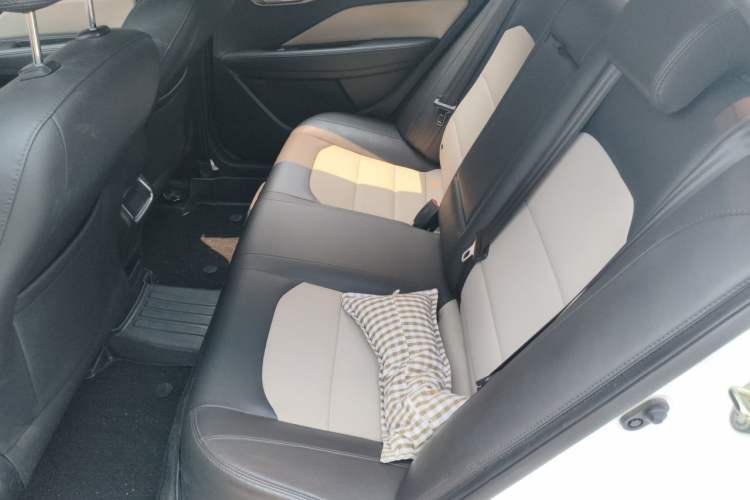 Used Geely Auto Vision 2020 Revised Version 1.5L CVT Asian Games Edition Left Rear Seat