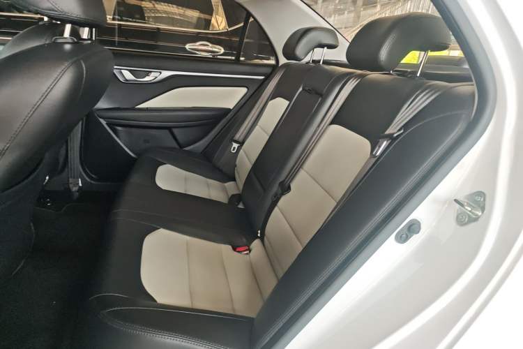 Used Geely Auto Vision 2020 1.5L CVT Asian Games Edition Left Rear Seat
