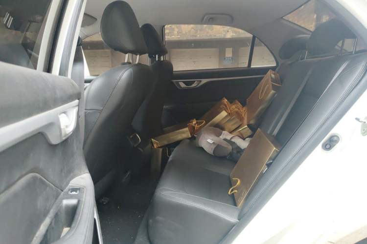 Used Geely Auto Vision 2020 1.5L Manual Value Edition Left Rear Seat