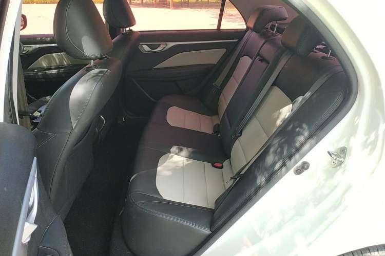 Used Geely Auto Vision 2020 Revised Version 1.5L CVT Asian Games Edition Left Rear Seat