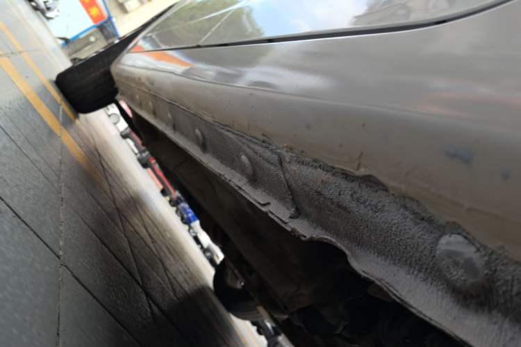 Used Geely Auto Vision 2020 1.5L CVT Value Edition Left Side Sill
