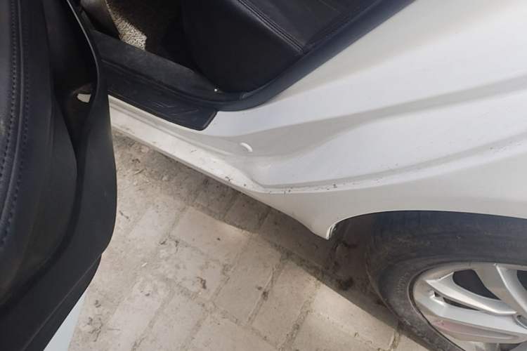 Used Geely Auto Vision 2020 Revised 1.5L Manual Asian Games Edition Left Side Sill