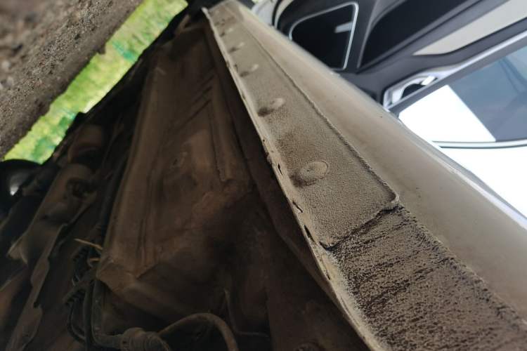 Used Geely Auto Vision 2020 1.5L CVT Asian Games Edition Left Side Sill