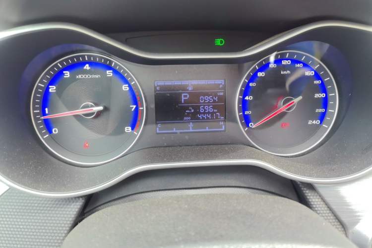 Used Geely Auto Vision 2020 1.5L CVT Asian Games Edition Odometer Close Up