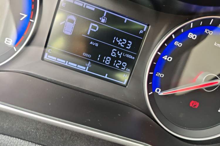 Used Geely Auto Vision 2020 Revised Version 1.5L CVT Asian Games Edition Odometer Close Up