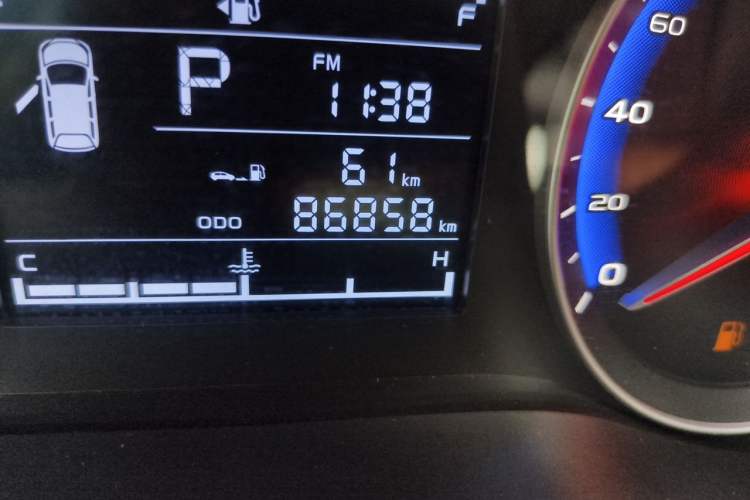 Used Geely Auto Vision 2020 Revised Version 1.5L CVT Asian Games Edition Odometer Close Up