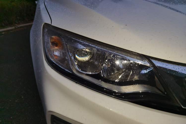 Used Geely Auto Vision 2020 1.5L CVT Asian Games Edition Right Front Headlight