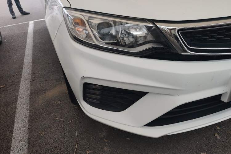 Used Geely Auto Vision 2020 Revised Version 1.5L CVT Asian Games Edition Right Front Headlight