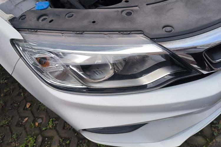 Used Geely Auto Vision 2020 1.5L CVT Asian Games Edition Right Front Headlight