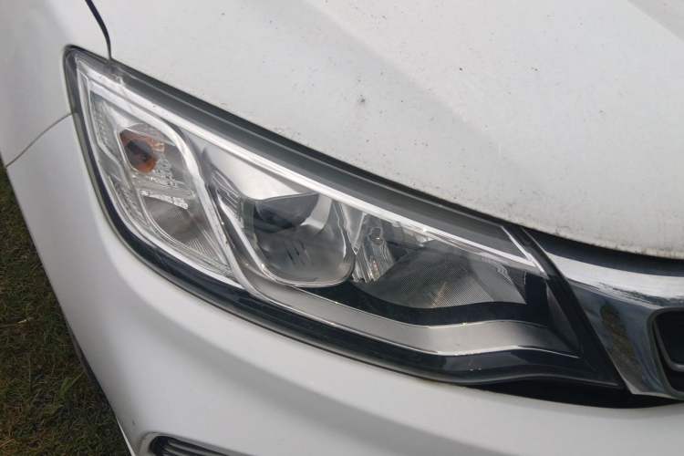 Used Geely Auto Vision 2020 1.5L CVT Asian Games Edition Right Front Headlight
