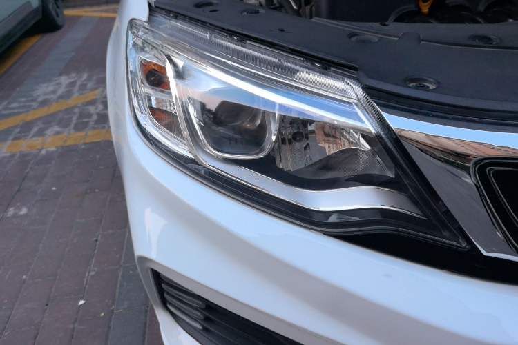 Used Geely Auto Vision 2020 1.5L Manual Asian Games Edition Right Front Headlight