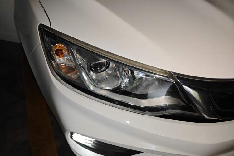 Used Geely Auto Vision 2020 1.5L Manual Asian Games Edition Right Front Headlight