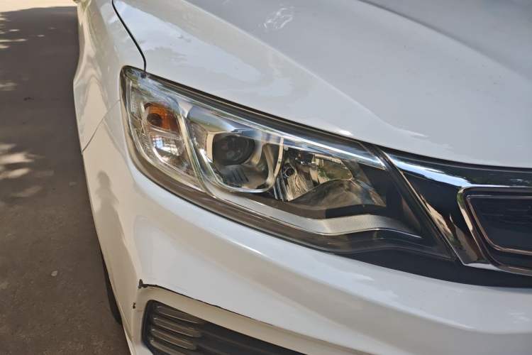 Used Geely Auto Vision 2020 1.5L CVT Asian Games Edition Right Front Headlight