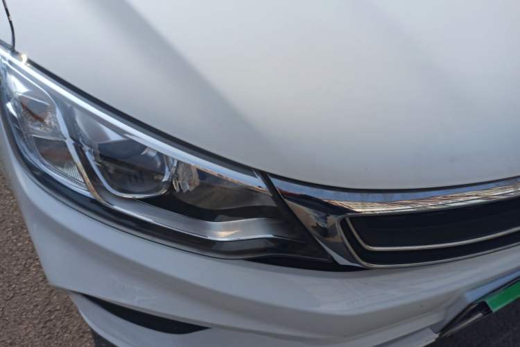 Used Geely Auto Vision 2020 Revised Version 1.5L CVT Asian Games Edition Right Front Headlight