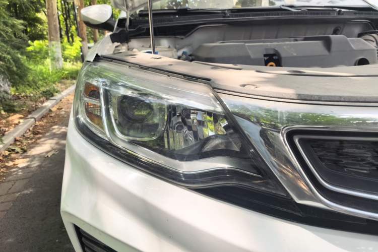 Used Geely Auto Vision 2020 1.5L CVT Asian Games Edition Right Front Headlight