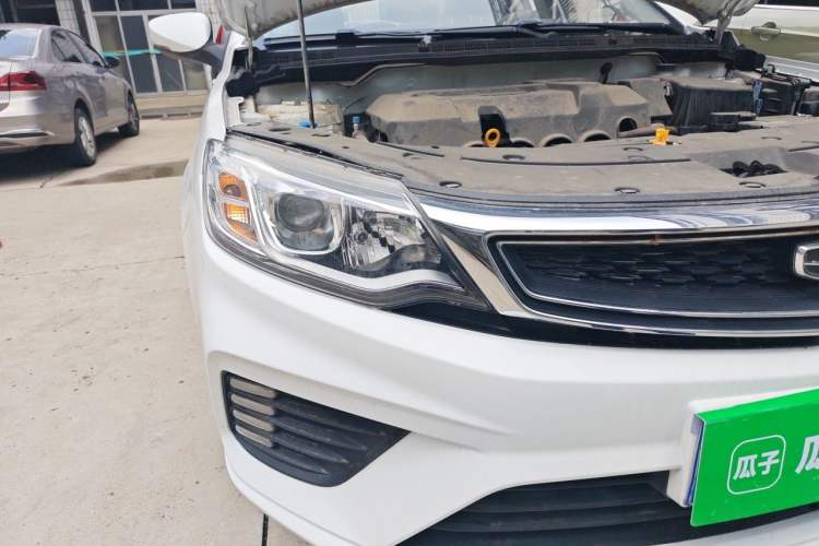 Used Geely Auto Vision 2020 1.5L Manual Asian Games Edition Right Front Headlight