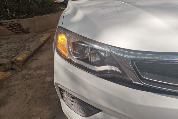 Used Geely Auto Vision 2020 1.5L Manual Asian Games Edition Right Front Headlight