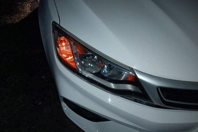 Used Geely Auto Vision 2020 1.5L Manual Value Edition Right Front Headlight