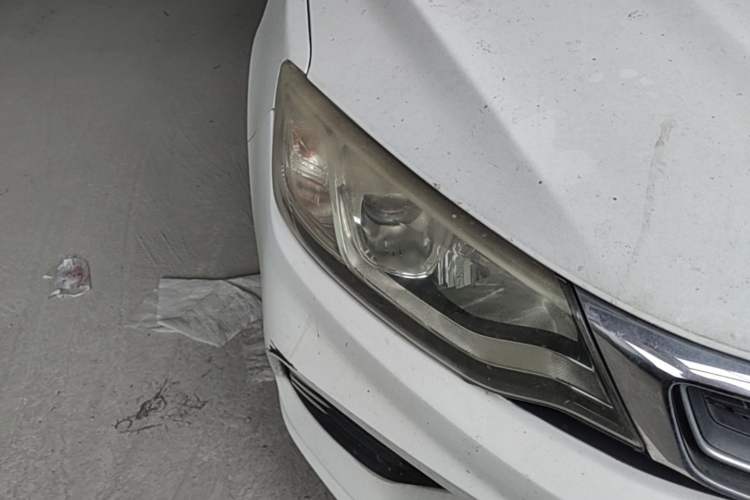 Used Geely Auto Vision 2020 1.5L Manual Asian Games Edition Right Front Headlight