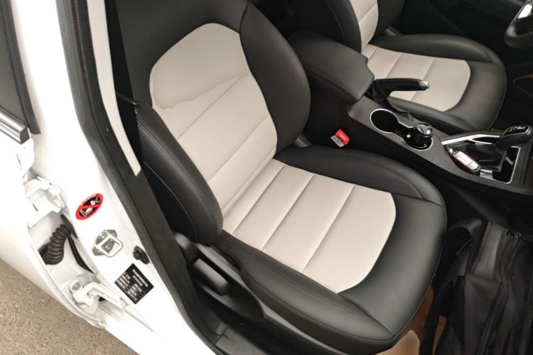 Used Geely Auto Vision 2020 Revised Version 1.5L CVT Asian Games Edition Right Front Seat